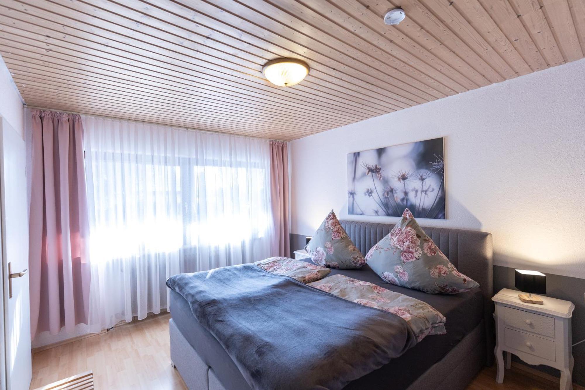 Elw, Sep. Eingang, Ueberdachte Terrasse, Naehe Backnang Apartment Althutte Bagian luar foto