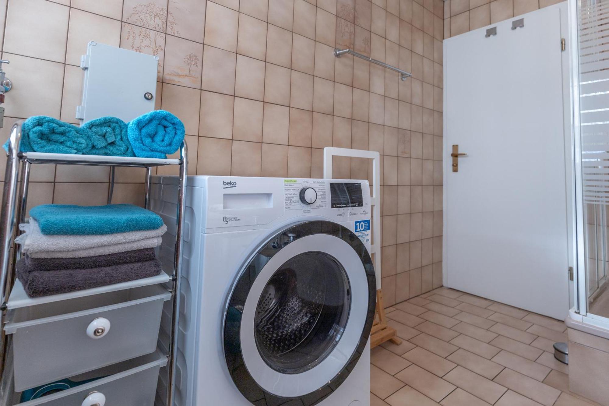 Elw, Sep. Eingang, Ueberdachte Terrasse, Naehe Backnang Apartment Althutte Bagian luar foto